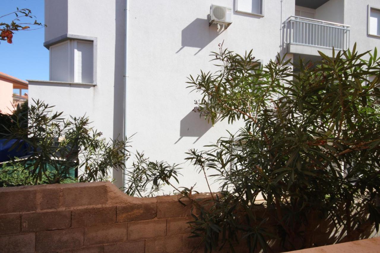 Apartments With A Parking Space Medulin - 7208 Esterno foto